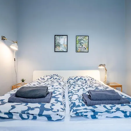 Bellevue Wesselenyi 56 *