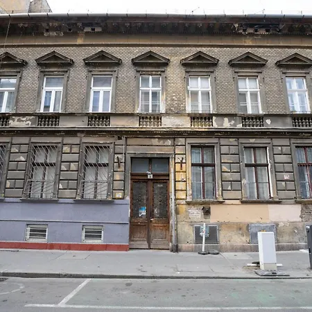 Bellevue Wesselenyi 56