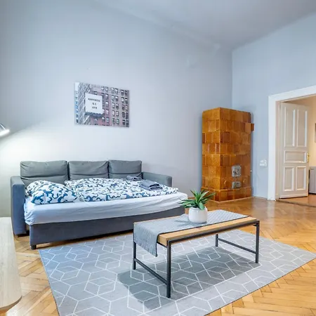 Bellevue Wesselenyi 56 * Budapest