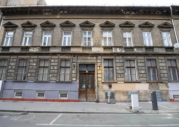 Bellevue Wesselenyi 56
